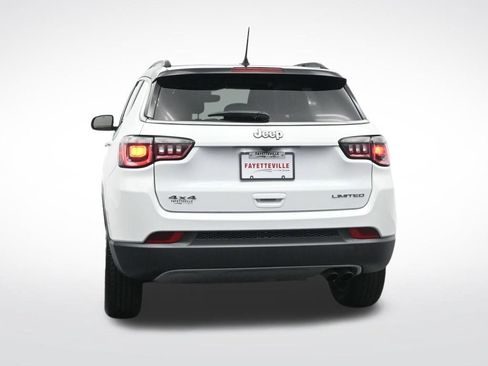 Used 2022 Jeep Compass Limited AWD/4WD image 8