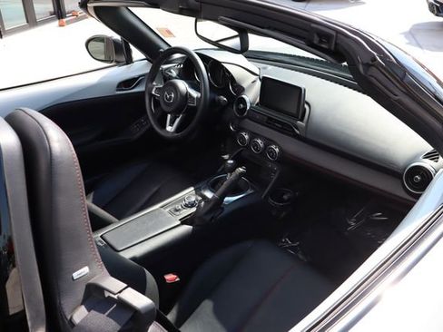 Used 2016 MAZDA MX-5 Miata Grand Touring image 35