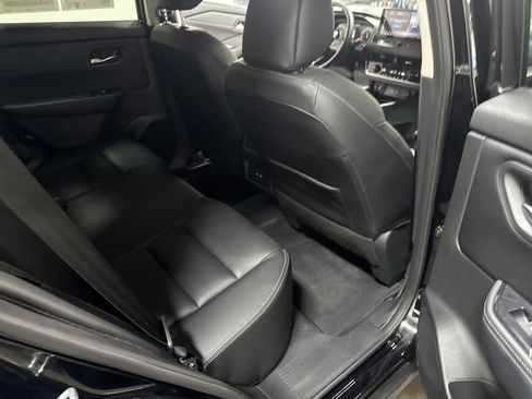 Used 2026 Nissan Rogue SL AWD/4WD image 36