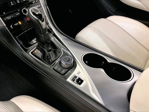 Used 2018 INFINITI Q60 3.0t Luxe w/ Sensory Package 3.0T Luxe image 16