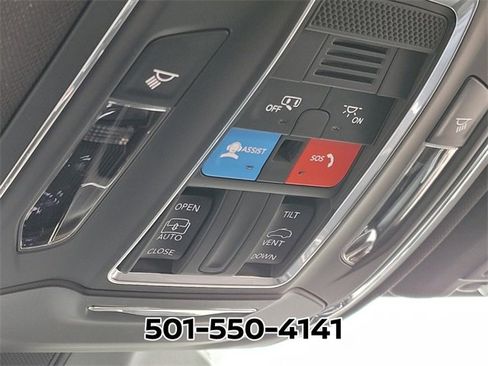 Used 2025 Jeep Grand Cherokee Laredo X image 25
