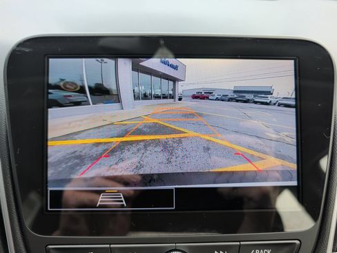 Used 2024 Chevrolet Malibu LT FWD image 14
