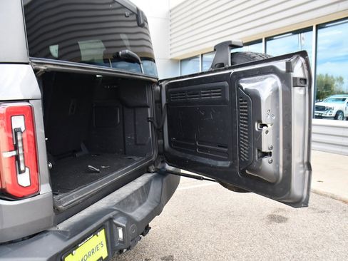 Used 2023 Ford Bronco Outer Banks image 17