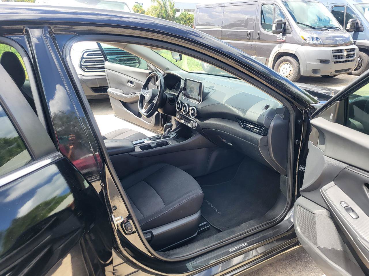 Used 2021 Nissan Sentra SV FWD image 36