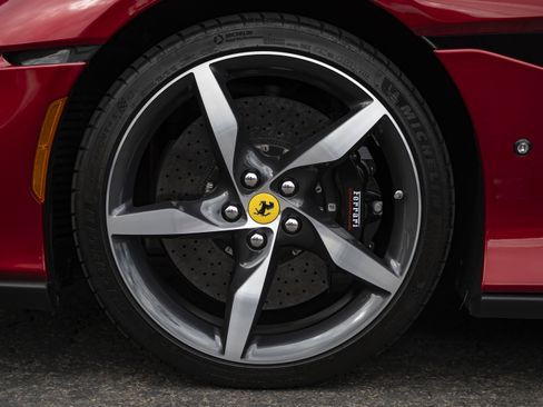 Certified 2023 Ferrari Portofino M image 15