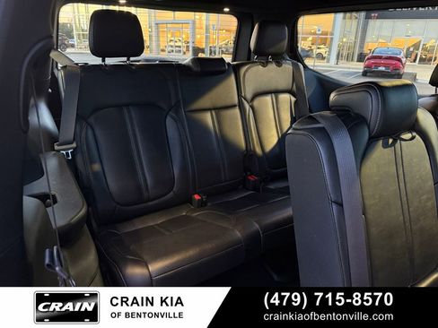 Used 2022 Jeep Wagoneer Series III RWD image 32