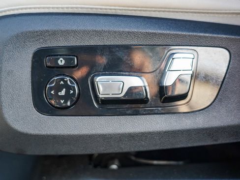 Used 2023 BMW X6 xDrive40i w/ M Sport Package image 61