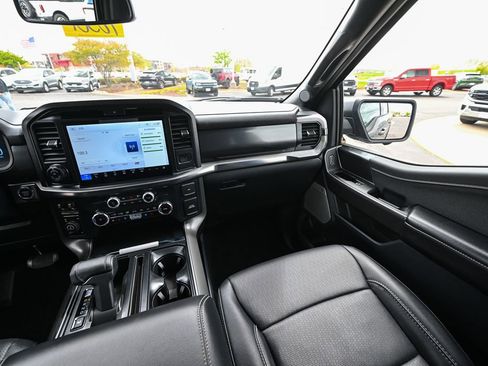Certified 2025 Ford F150 Lariat AWD/4WD image 33