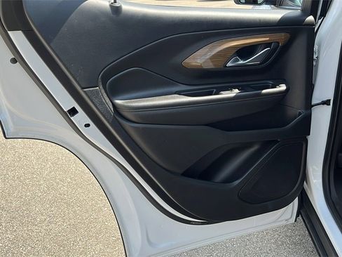 Used 2020 GMC Terrain SLE image 30
