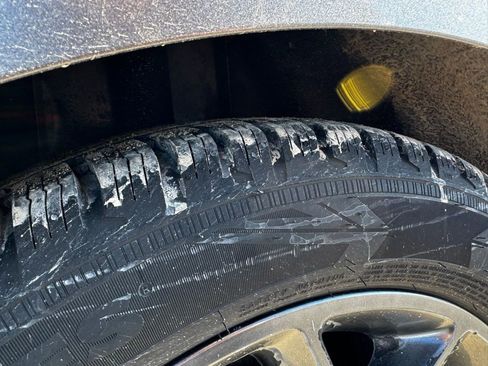 Used 2014 Ford Focus SE w/ Equipment Group 201A image 32