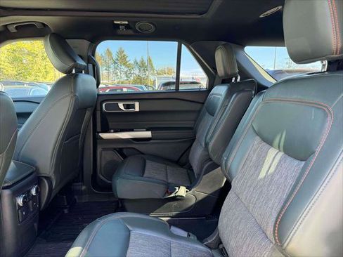 Used 2023 Ford Explorer Timberline image 11