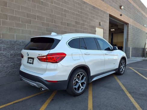 Used 2018 BMW X1 xDrive28i AWD/4WD image 2