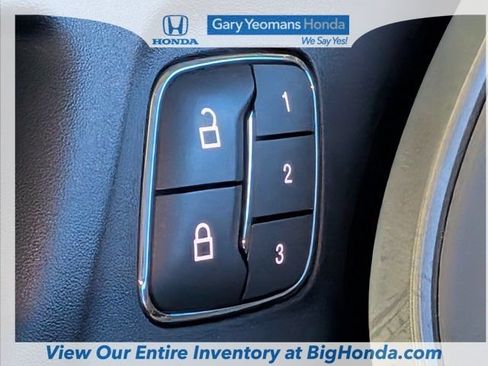 Used 2019 Lincoln MKC Premiere FWD image 18