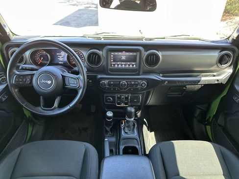 Used 2019 Jeep Wrangler Unlimited Sport S image 14
