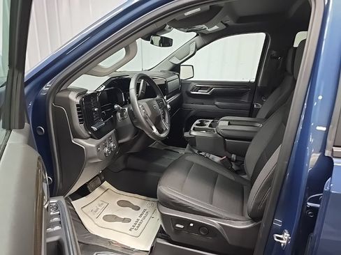Used 2024 Chevrolet Silverado 1500 RST AWD/4WD image 28
