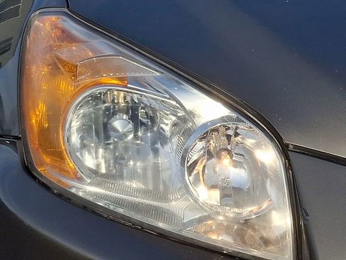 Used 2011 Toyota RAV4 Limited image 9