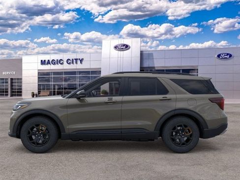 Used 2026 Ford Explorer Tremor w/ Tremor Ultimate Package AWD/4WD image 3