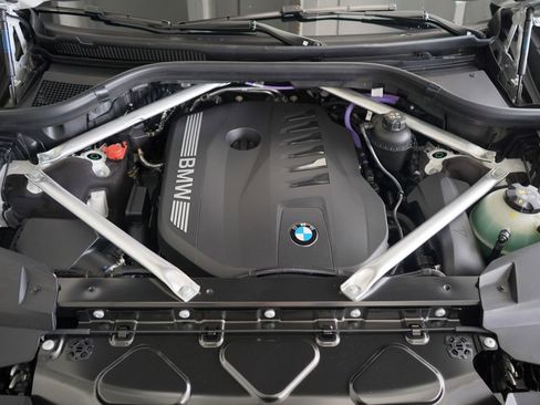 New 2026 BMW X7 xDrive40i w/ M Sport Package image 21