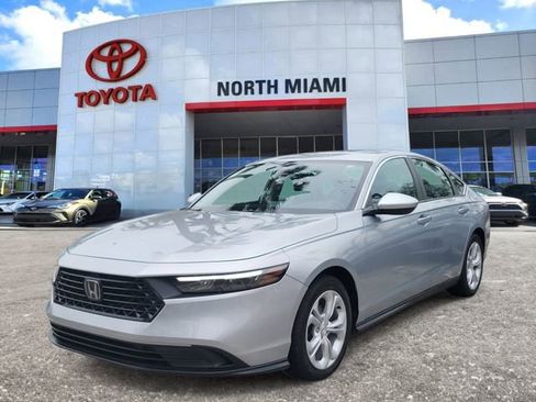 Used 2024 Honda Accord LX image 2