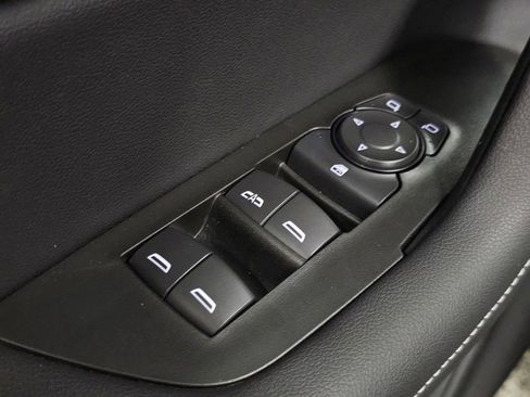 Used 2026 Chevrolet Blazer LT FWD image 29