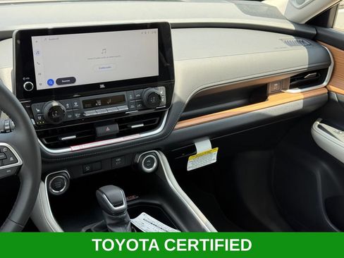 Certified 2026 Toyota Grand Highlander FWD image 27