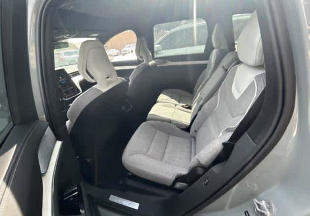 Used 2025 Volvo EX90 Ultra AWD/4WD image 7