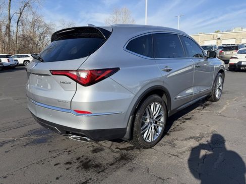 Certified 2023 Acura MDX SH-AWD w/ Advance Package image 5