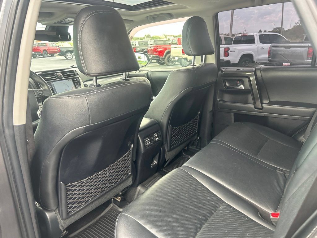 Used 2021 Toyota 4Runner Nightshade AWD/4WD image 39