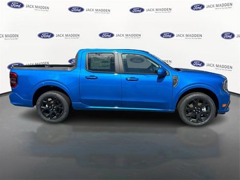 New 2025 Ford Maverick Lobo image 4