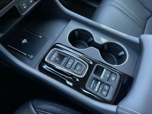 New 2026 Honda Pilot Touring image 22