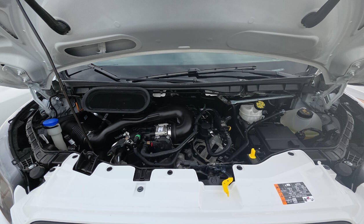 Used 2025 Ford Transit 350 148 Medium Roof AWD image 7