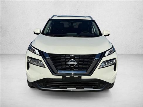 Used 2023 Nissan Rogue SL w/ SL Premium Package FWD image 2