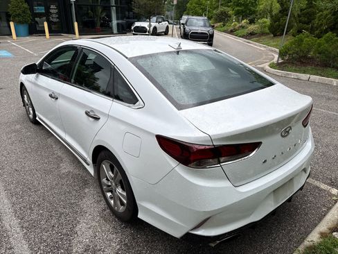 Used 2018 Hyundai Sonata Sport w/ Cargo Package FWD image 10