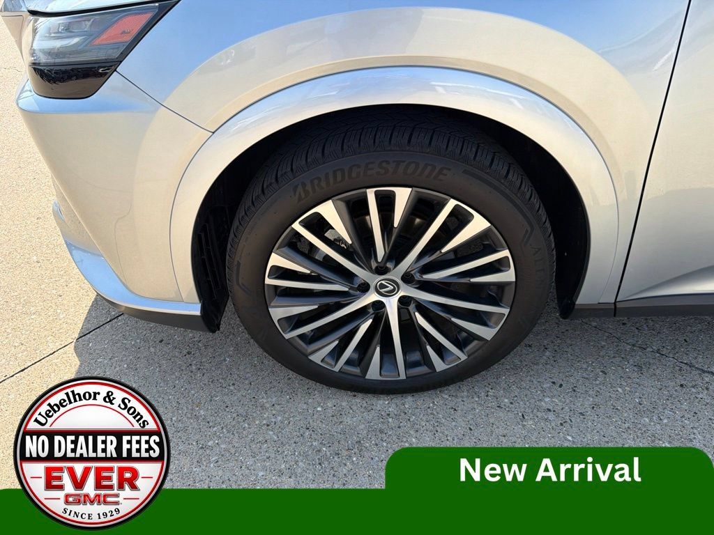 Used 2023 Lexus RX 350 Premium Plus w/ Cold Area Package AWD/4WD image 15