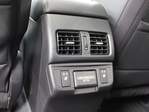 Used 2018 Subaru Outback 3.6R Limited AWD/4WD image 36