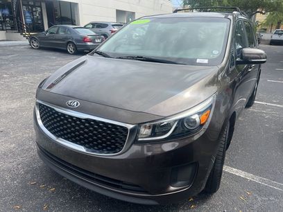 Used 2016 Kia Sedona LX