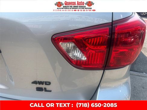 Used 2020 Nissan Pathfinder SL AWD/4WD image 35