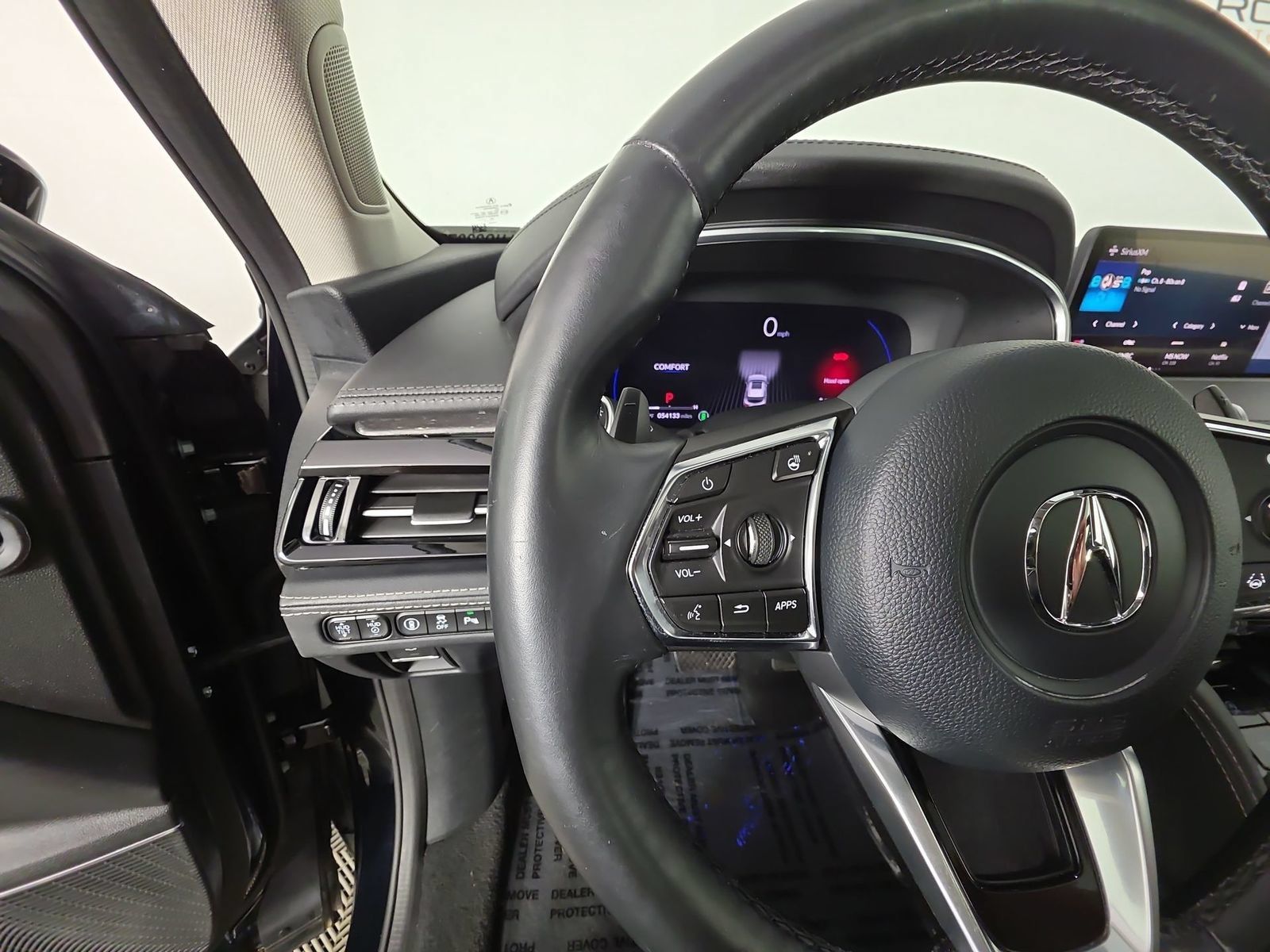 Used 2023 Acura MDX w/ Advance Package AWD/4WD image 30