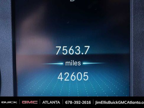 Used 2024 Mercedes-Benz Sprinter 2500 image 9