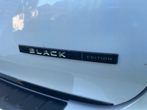 New 2026 Mitsubishi Outlander SEL Black Edition AWD/4WD image 10