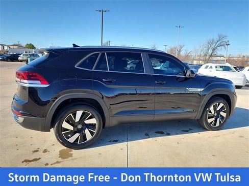 New 2026 Volkswagen Atlas Cross Sport SE AWD/4WD image 2
