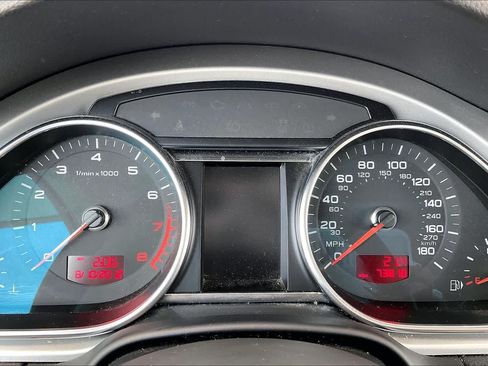 Used 2011 Audi Q7 3.0T Premium Plus AWD/4WD image 24