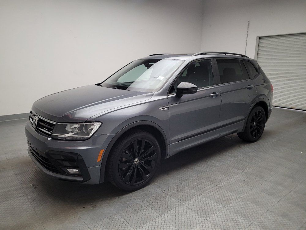 Used 2021 Volkswagen Tiguan SE R-Line FWD image 2