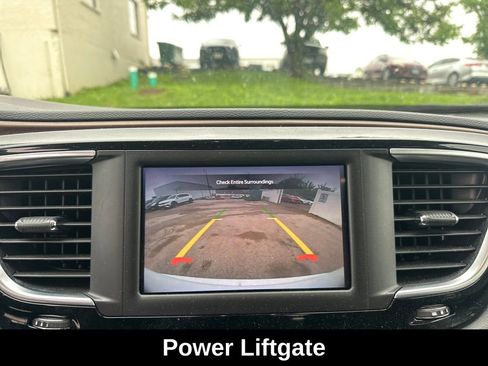 Used 2023 Chrysler Voyager LX FWD image 15