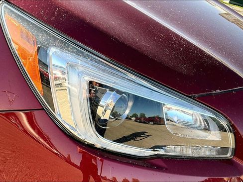 Used 2016 Subaru Outback 2.5i Limited AWD/4WD image 27