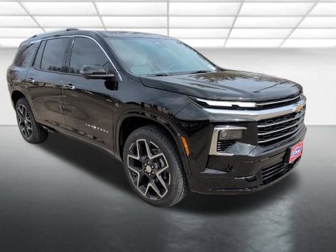 New 2026 Chevrolet Traverse High Country w/ LPO, Floor Liner Package image 1