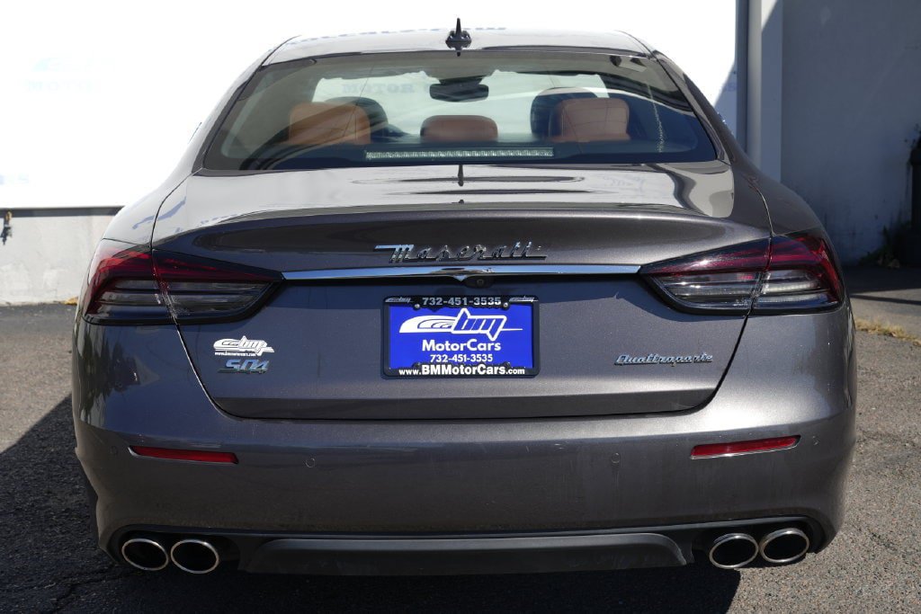 Used 2021 Maserati Quattroporte S Q4 AWD/4WD image 6