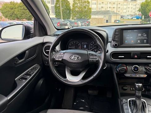 Used 2018 Hyundai Kona SEL w/ SEL Tech Package 02 FWD image 26