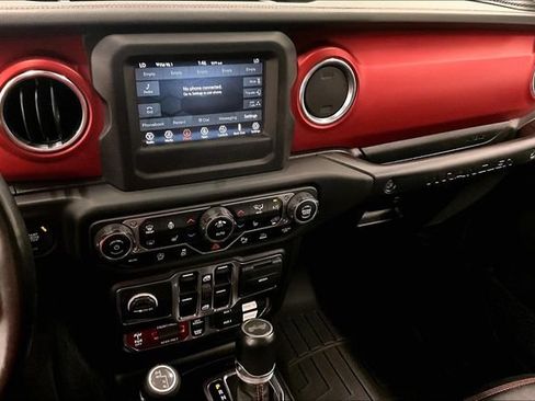 Used 2021 Jeep Wrangler Unlimited Rubicon w/ LED Lighting Group AWD/4WD image 29