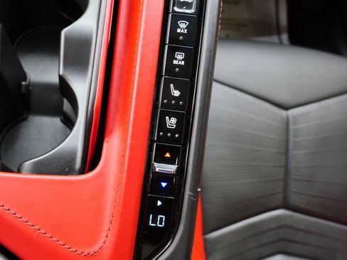 Used 2023 Chevrolet Corvette Stingray Premium Conv w/ Z51 Performance Package image 31